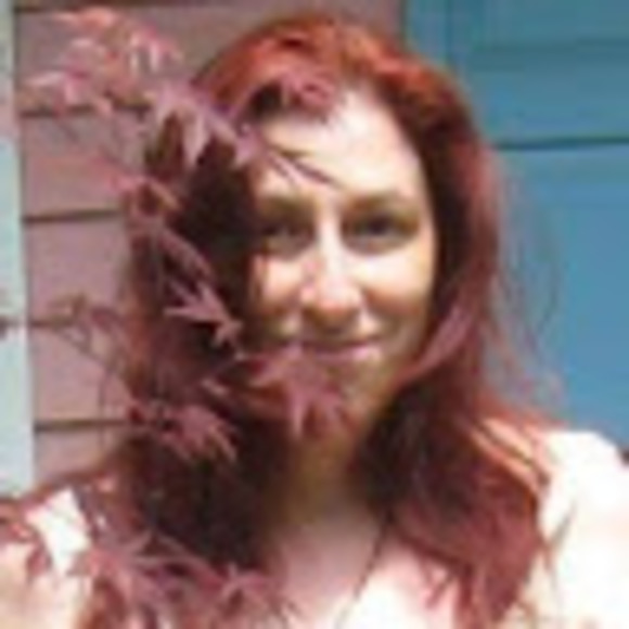 Meet your Posher, Katherine - Picture 1 of 1